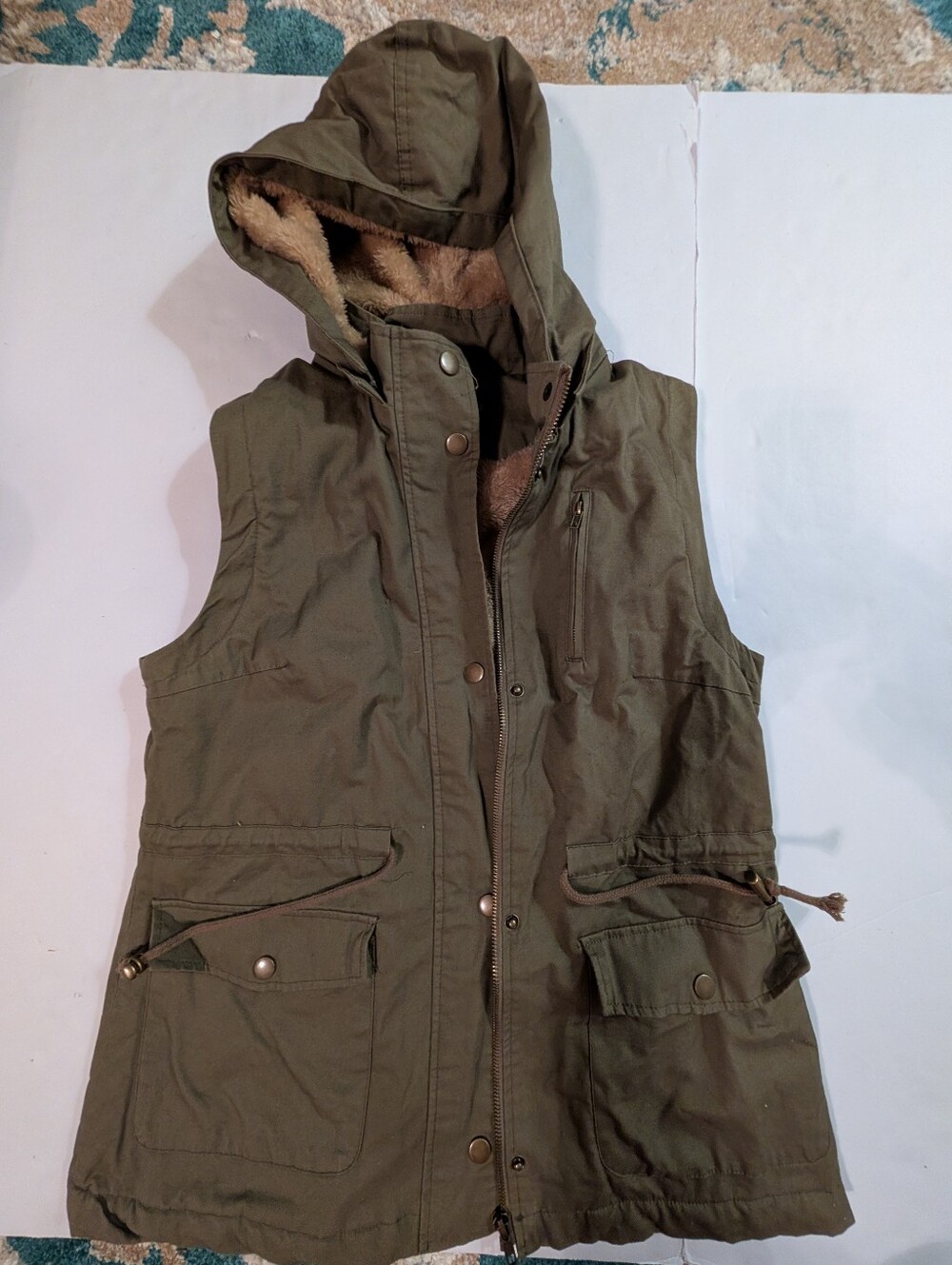 Love Tree Olive Green Hooded Vest with Faux Fur Lining Size Small
